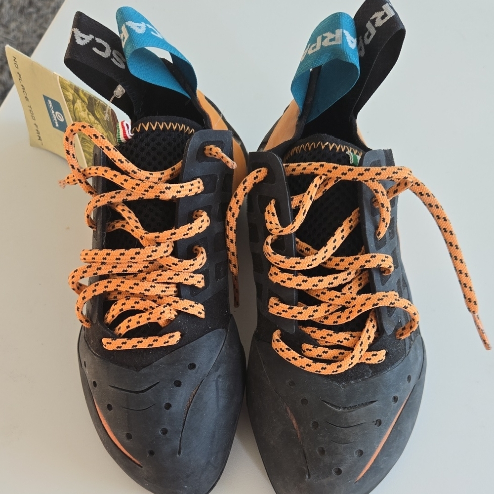 Scarpa Instinct Men's Lace Up Size 34.5